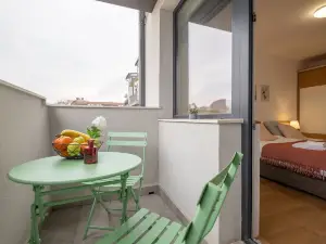 Gardenia Apartments