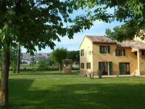 La Valle Del Poeta
