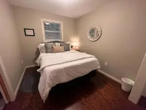 Caia Lakeside Retreat - Sunken Lake