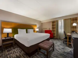 Wingate by Wyndham Lincoln Airport East
