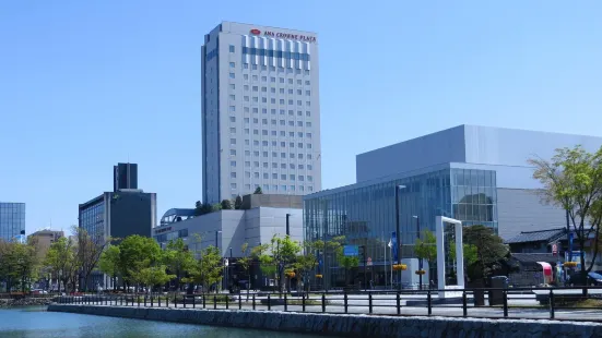 Crowne Plaza - Ana Toyama