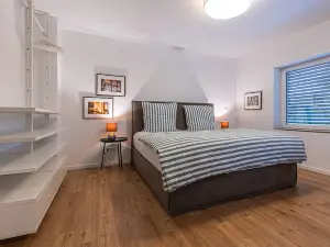 85qm Balkon Suite mit 2 Schlafzimmern und Balkon