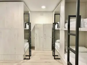 Quartier Leon Hostel Jabalquinto