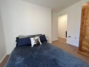 Two Bedroom Cottage in Lumsden - Contractors