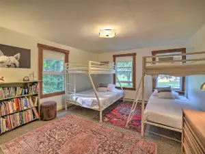 Game Room & Fire Pit: Peaceful Catskills Farmhouse