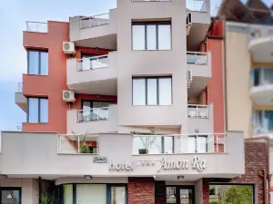 Family Hotel Amon Ra