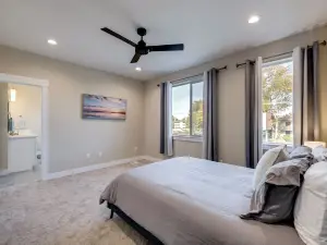 Ski Resorts & SLC Fun! Brand New Millcreek Home