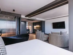 Poem Suites by Airnest