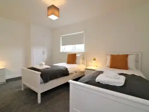 Signature - Belhaven House