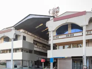 Hotel O Santushti