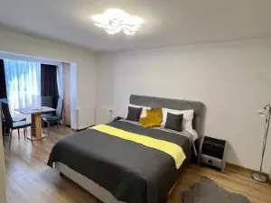Boby s Studio with Free Parking