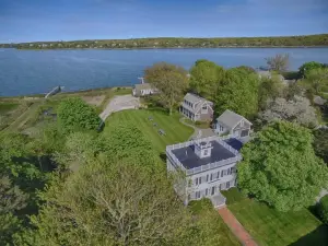 Water Views and Luxurious Amenities - Stunning Captain's Haven