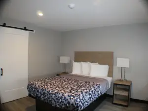 Riviera Motor Inn