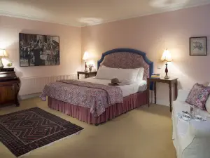 Aherne's Townhouse Hotel and Seafood Restaurant