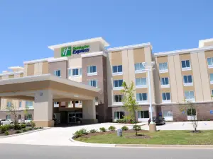 Holiday Inn Express COVINGTON-MADISONVILLE by IHG