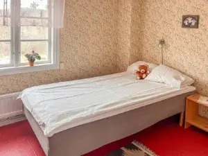 Lovely Home in Kisa with Wifi