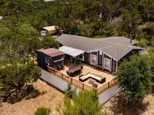 Firefly Lakehouse 3 br, 2 Bath, pet Friendly