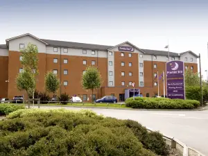 Premier Inn Castleford (Xscape, M62 J32)
