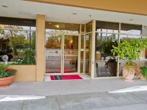 希爾頓歡朋酒店-温哥華機場/列治文
