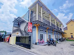 OYO 90944 Penginapan Rita
