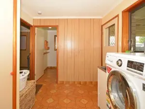 Myway - Burrum Heads - Close to Beach and Boat Ramp - 3BR