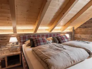 Cain Comfort Chalet