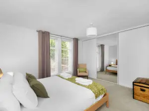 Archways - 2 bed spacious apartment