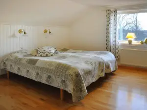 6 person holiday home in MELLERUD-By Traum