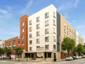 Fairfield Inn & Suites Cincinnati Uptown/University Area