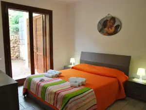 Charming Villa with Private Pool and Breathtaking Views, up to 12 people