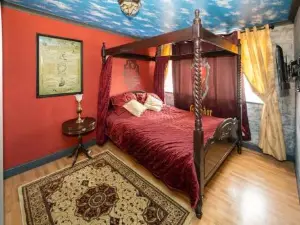 Hogwarts Hideaway Themed Property