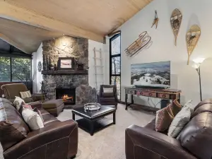 Silver King by All Seasons Resort Lodging