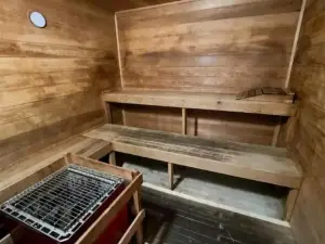 HH207 Ski-InSki-Out Condo Hot Tub Sleeps 4