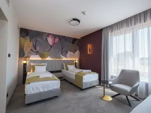 Energy Hotel & Business Center