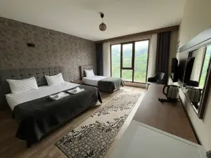 Alya Teras Otel