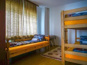 Kitka Hostel - Guest House