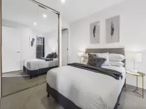 Boutique apartment in quiet, sought-after suburb