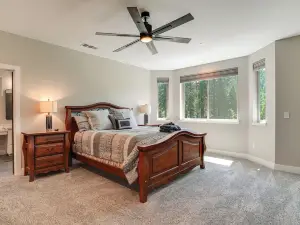Game Room + Pool Access: Spacious Cabin in Arnold