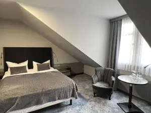 Zur Kaiserpfalz