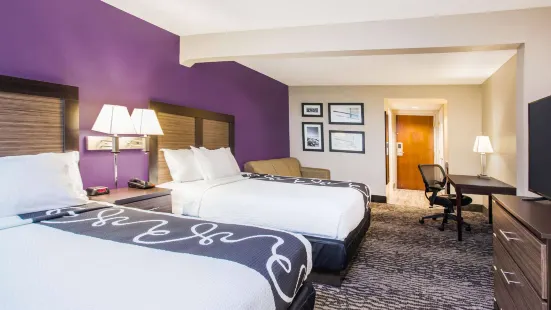 La Quinta Inn & Suites by Wyndham Clearwater South