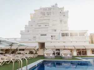 Hotel Los Delfines