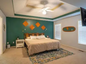 Spacious Home for Family Fun or Groups.