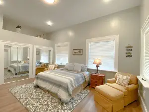 Lakefront efficiency 3 min from Deleon Springs State Park