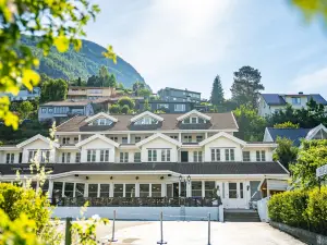 Hotel Aurlandsfjord