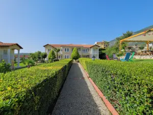 Larimar Suite Hotel