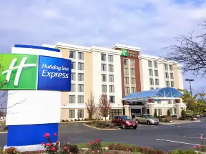 Holiday Inn Express CHICAGO NW - ARLINGTON HEIGHTS by IHG
