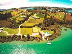 Riverside Matakana