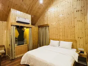 Bundela Woods Cottage and Restaurant