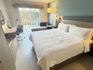 ホリデイ イン エクスプレス グアダラハラ バジャルタ ポニエンテ by IHG