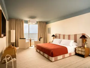 Trailborn Surf & Sound, Outdoor Collection by Marriott Bonvoy